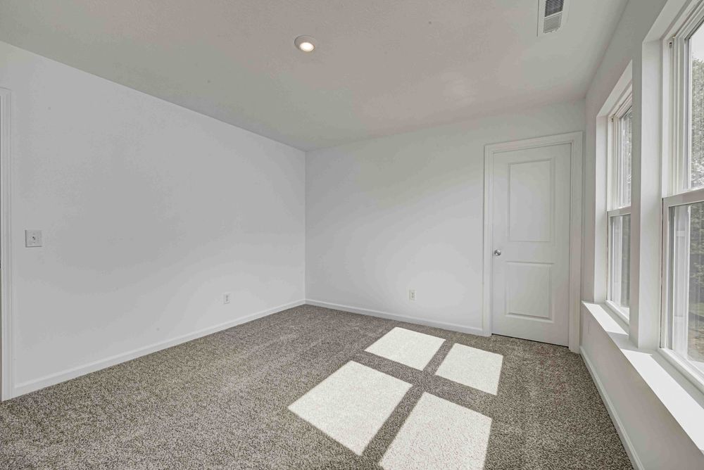 30 Bedroom