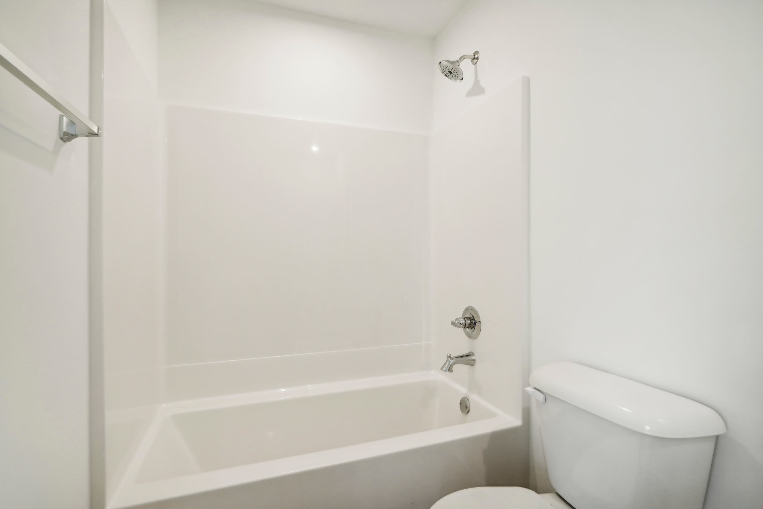 30 Hall Bathroom