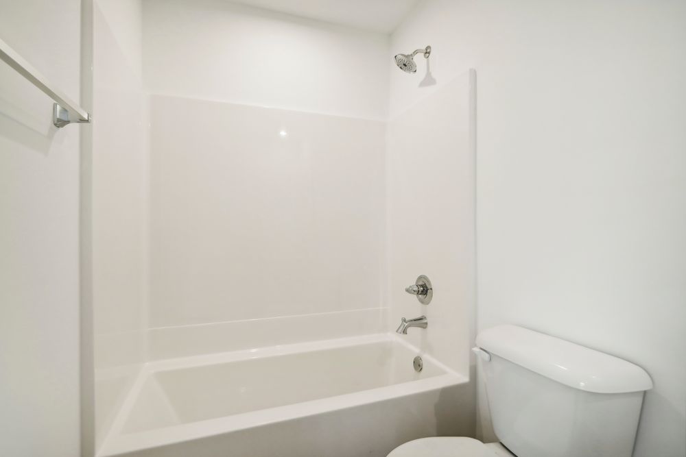 30 Hall Bathroom