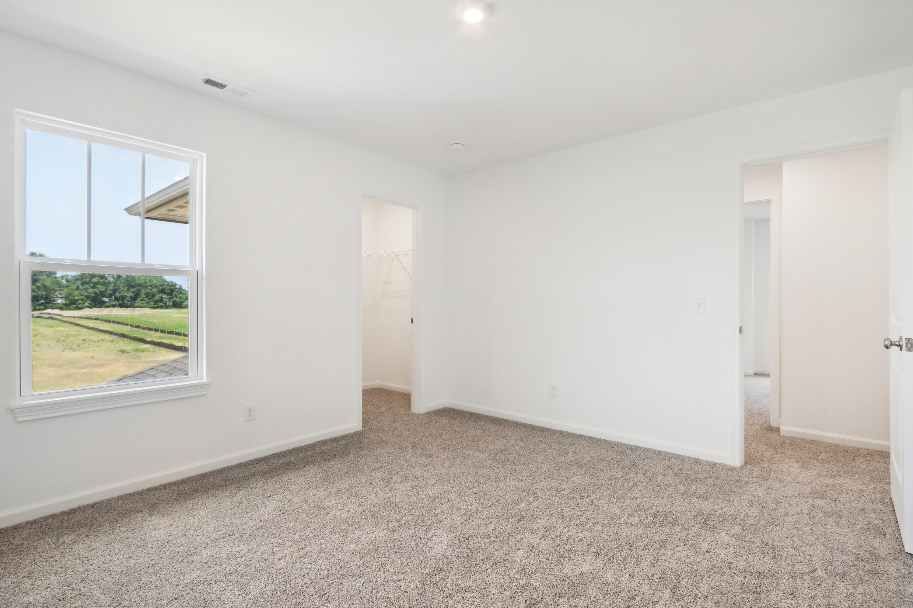 34 Bedroom