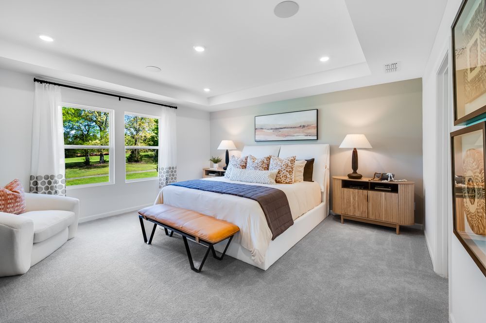 hj-ga-atlanta-heritage-river-edison-107-hollow-oak-master-bedroom-01.jpg