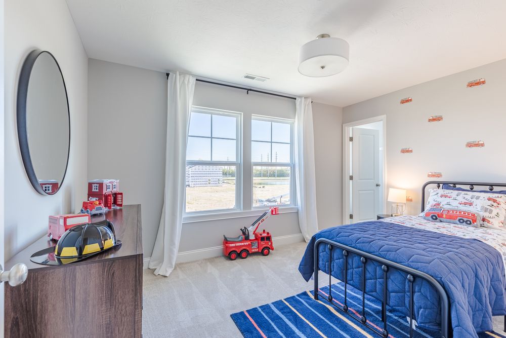 35 Bedroom