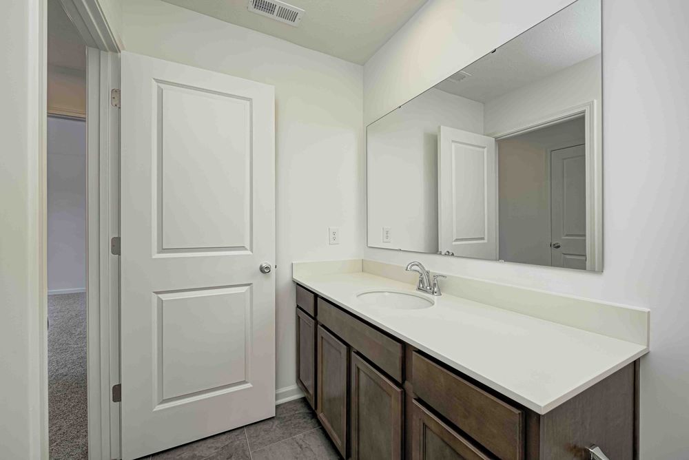 35 Hall Bath