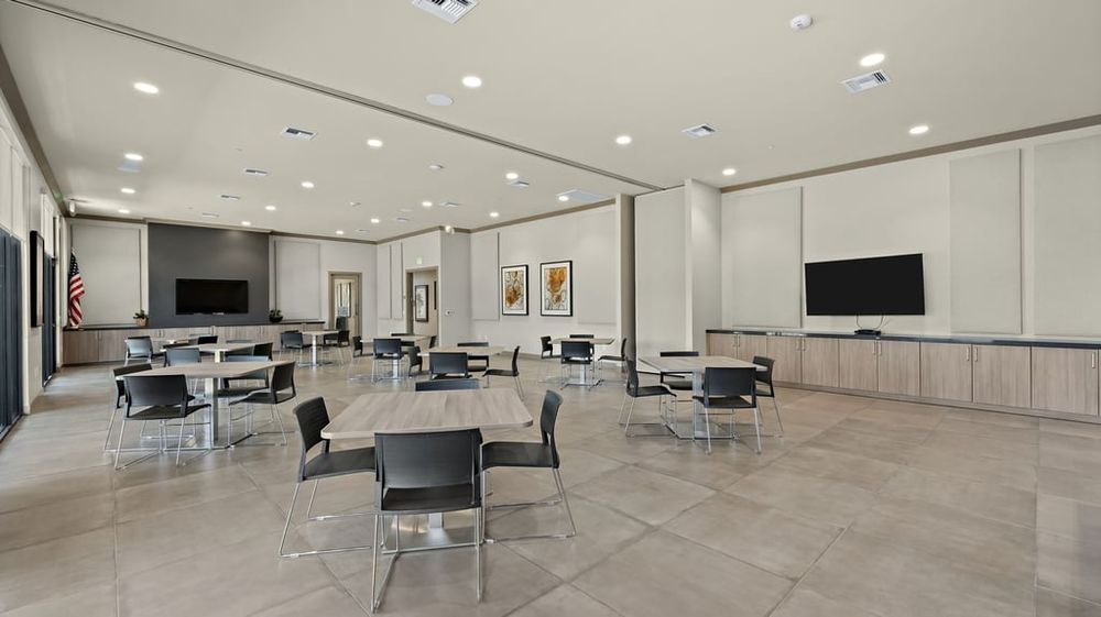 36-custom-Ovation Clubhouse-31
