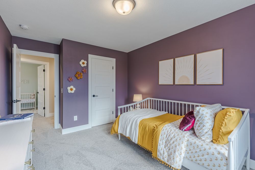 36 Bedroom