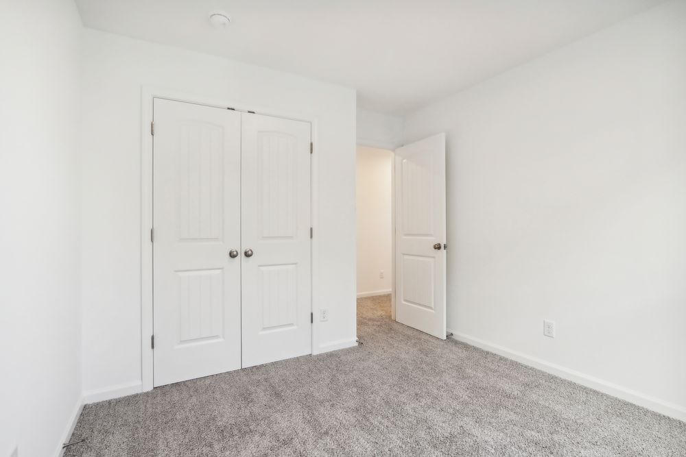 37 Bedroom