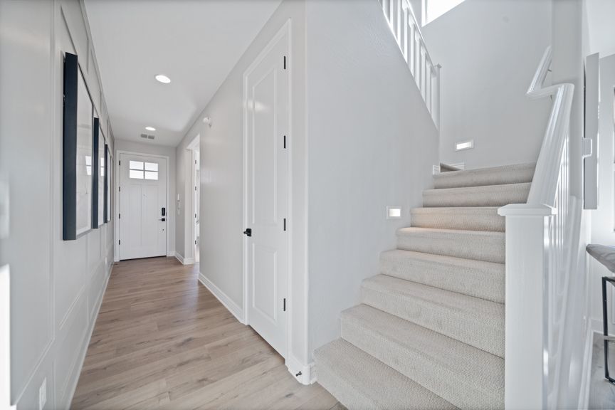 3 Foyer