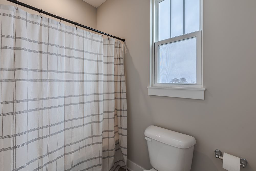45 Hall Bathroom