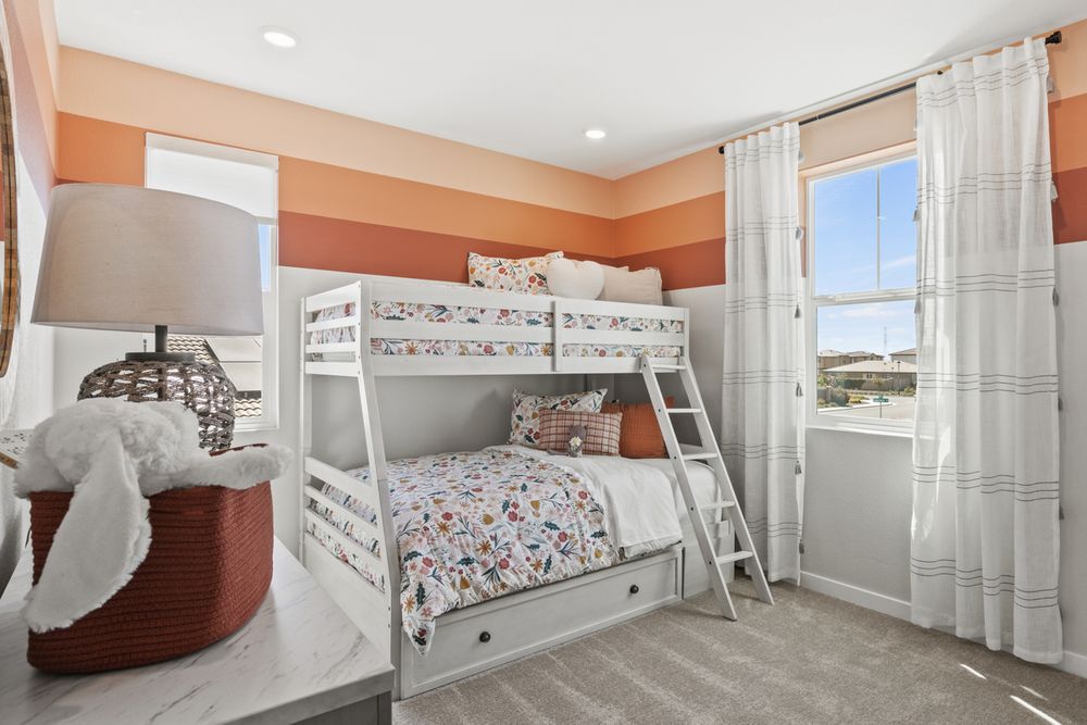 Rowan Bed 3.jpg