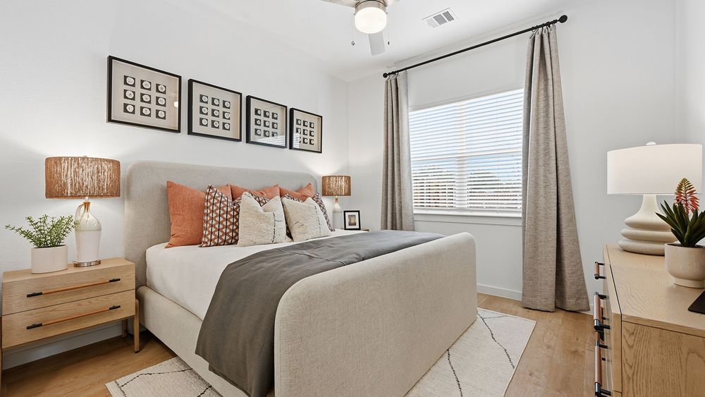 09_unit-1857_pinnacle-primary-bedroom_yardly-eden_sitecore.jpg