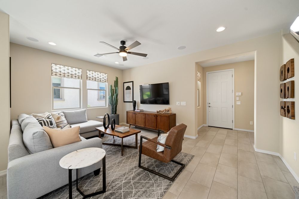 6 - Great Room