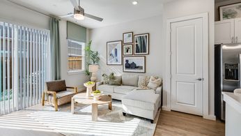 06_Yardly-Elevon_Pet-Friendly-Apartments_Lavon-TX.jpg