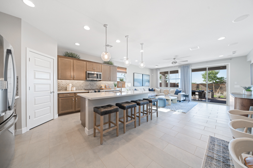 6 Kitchen