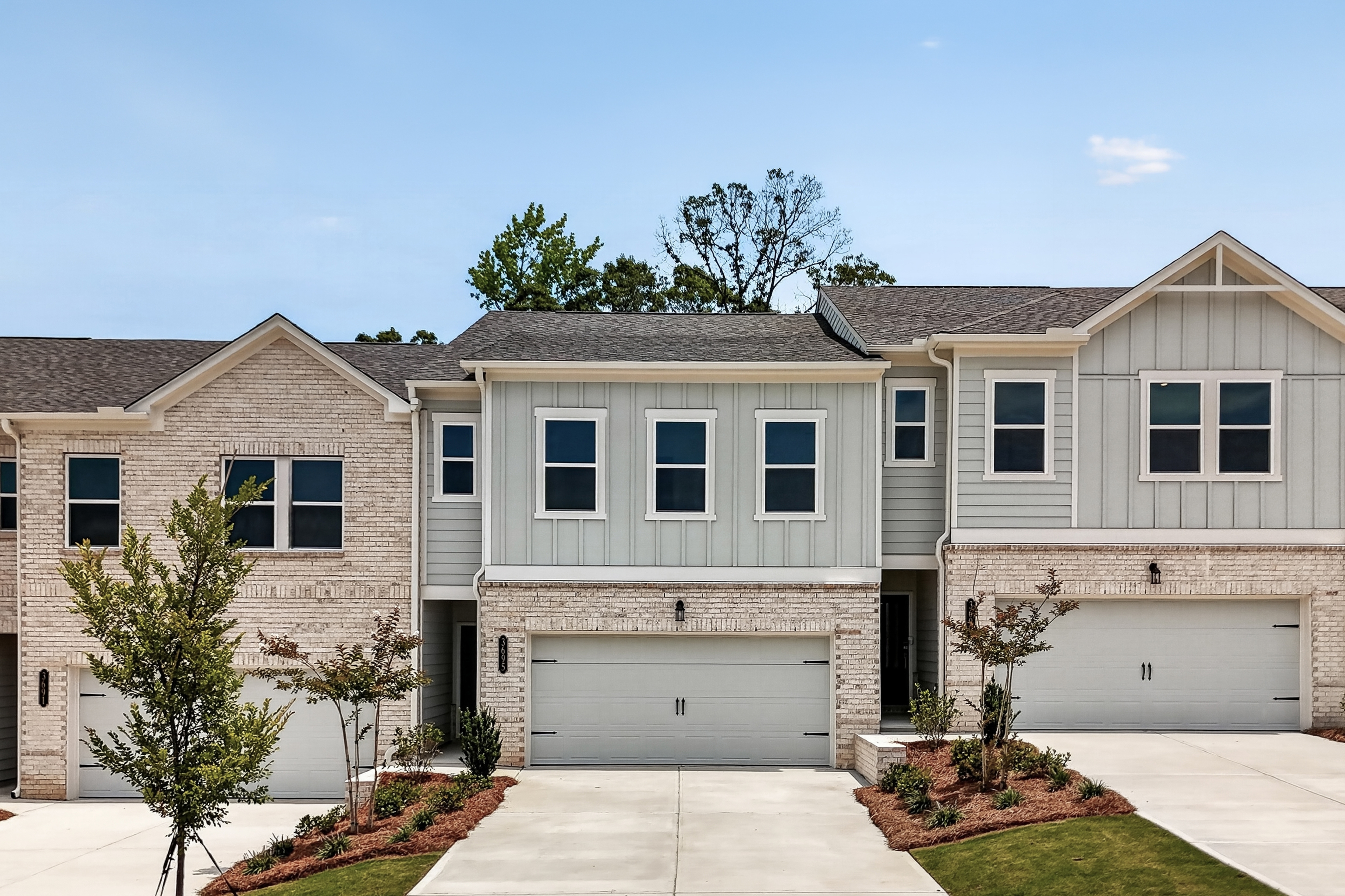 hj-ga-atlanta-weatherfield-townhomes-kenna-lot-70-front-04.jpg