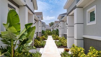 2-bed_home-for-rent_palmetto_FL_1.jpg