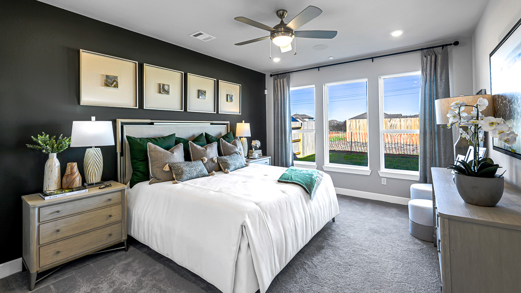 76-TM-Model 17402 Aster Falls Ct-20231206