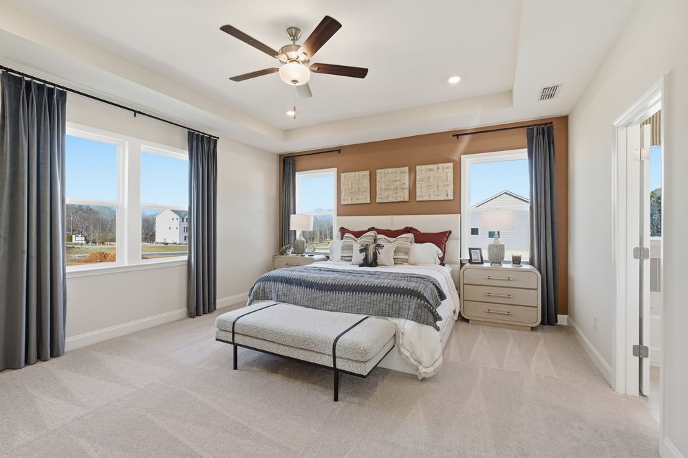 hj-ga-atlanta-dreycott-essex-lot-75-primary-bedroom-001.jpg