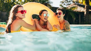 C_Yardly_homes-for-rent_amenities_pool_952336804.jpg