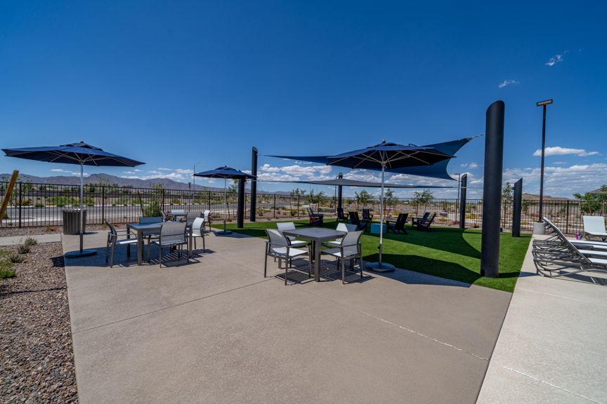 Allen Ranches Seating Area at Pool_1