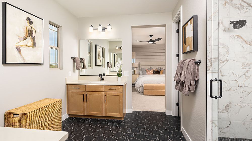 Aloravita Holly Primary Bath 1024x576