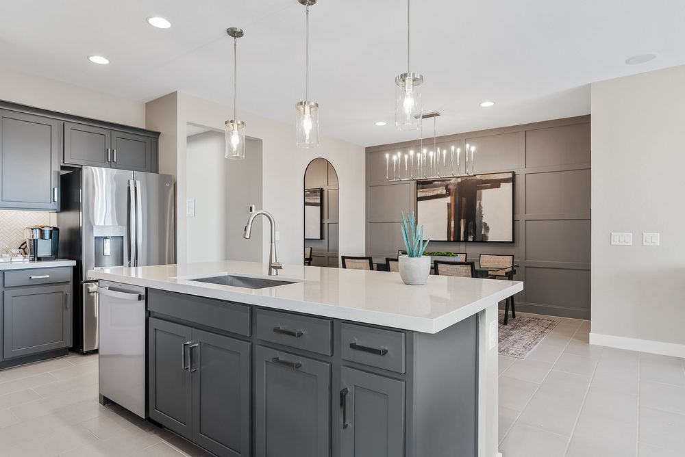 Asante Discovery_Onyx Model_Kitchen and Dining