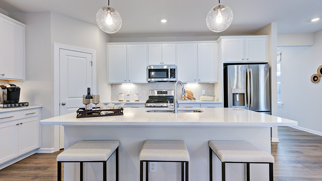 Kitchen with island