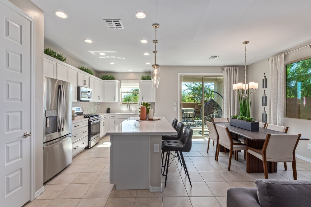 Dining and Kitchen7