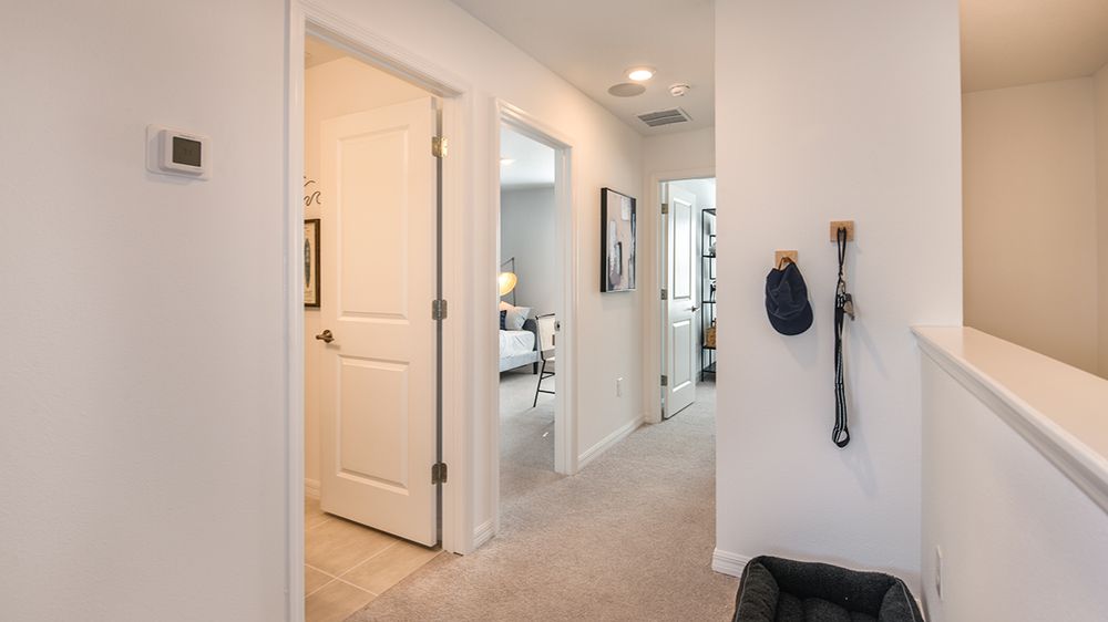 Edgestone-Jasmine-entry