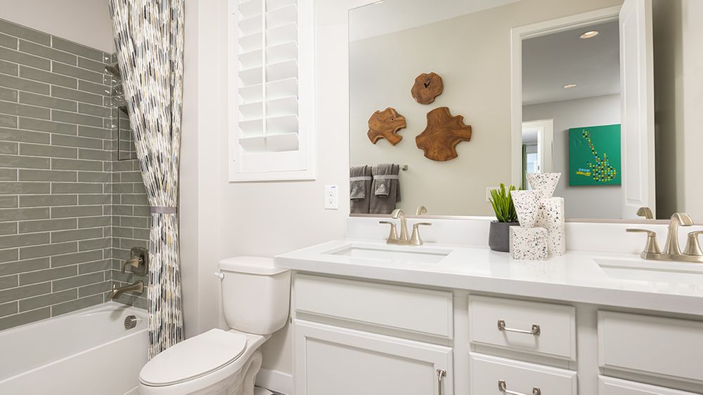 Ellsworth Ranch Landmark_Rockford Bath3