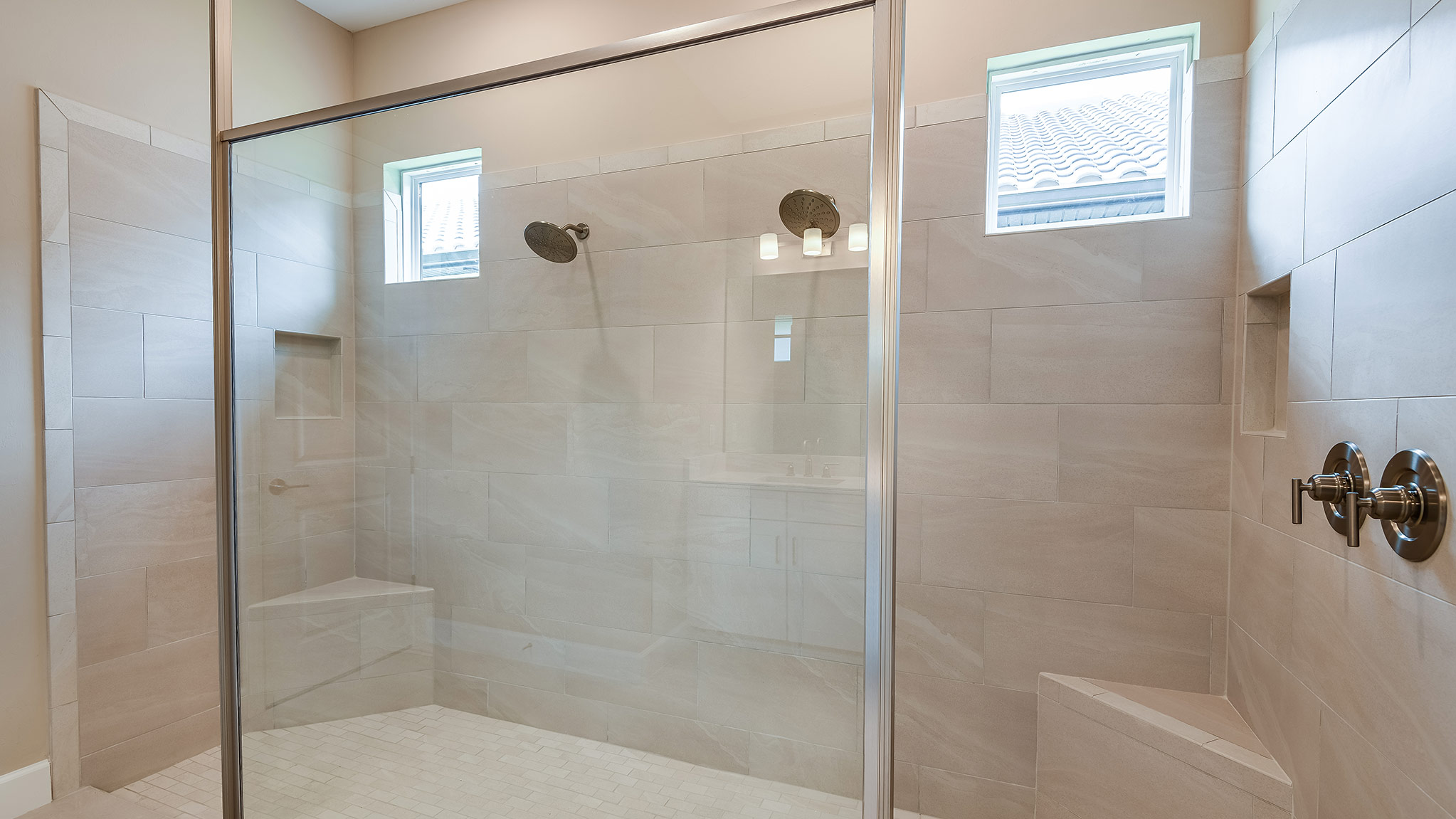 Esp-Lake-Club-Assuro-Lot-557-11912-Noveli-Court-3651-16x9