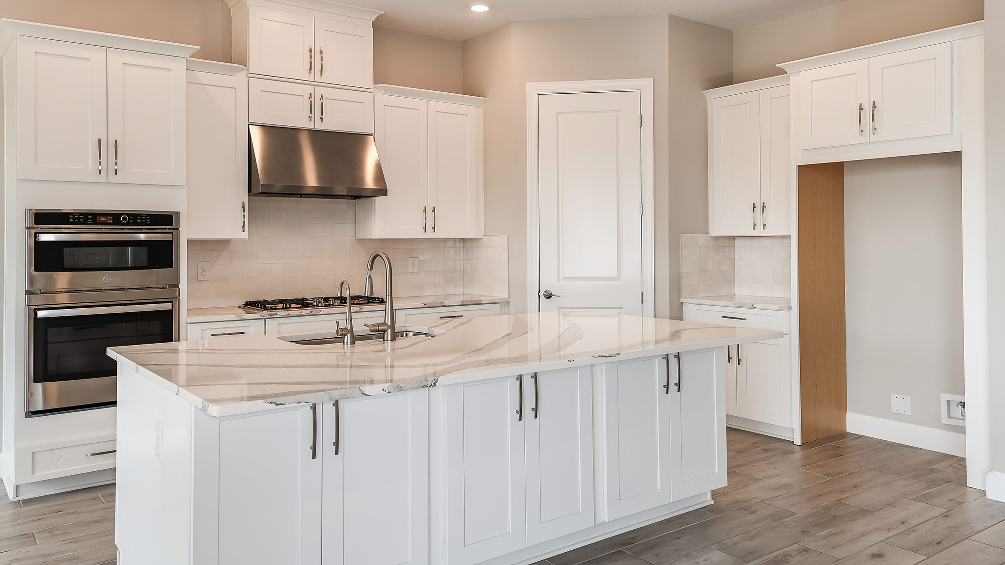 Esp-at-Wiregrass-Letizia-7628-16x9