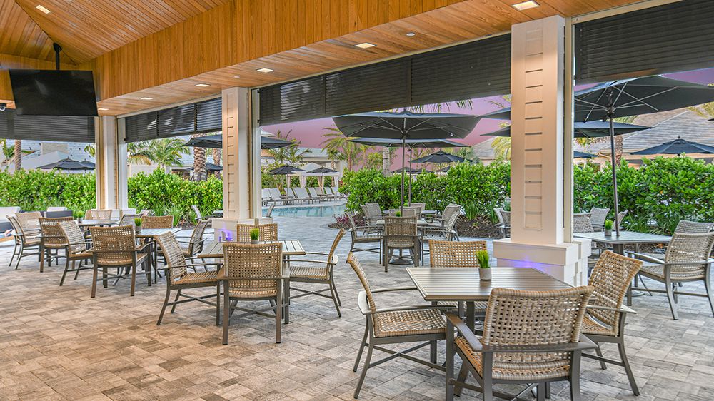 Esplanade-at-Azario-Bahama-Bar
