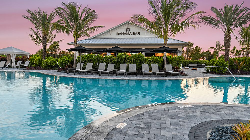 Resort Pool &amp; Bahama Bar