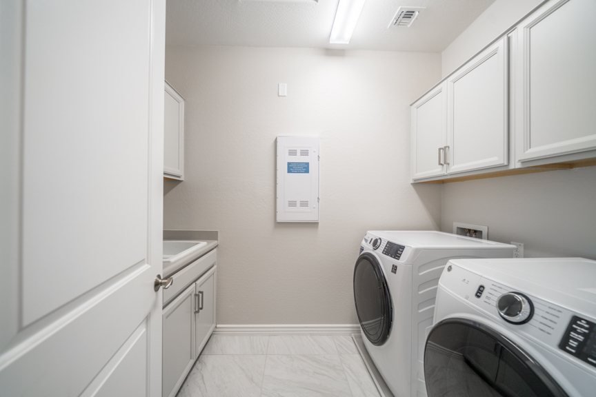 Hawes Venture I Laundry