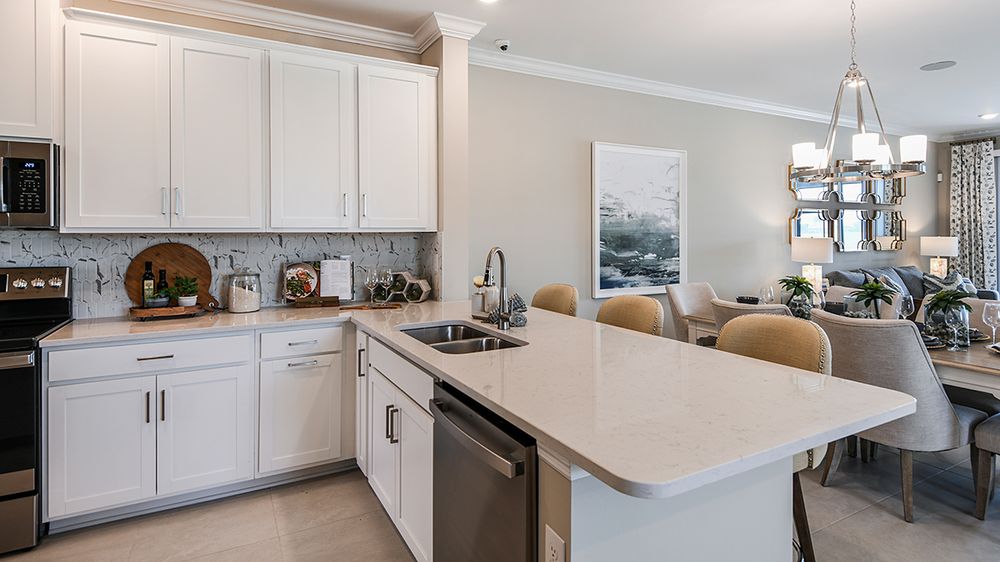 Kitchen-Esp-Lake-Club-Avanti-VII-5298-1200x675
