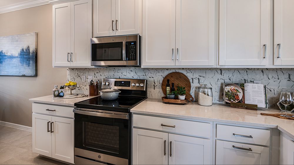 Kitchen-Esp-Lake-Club-Avanti-VII-5301-1200x675