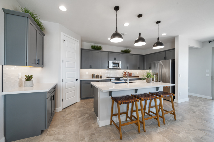 Lucero SandstoneKitchen  1