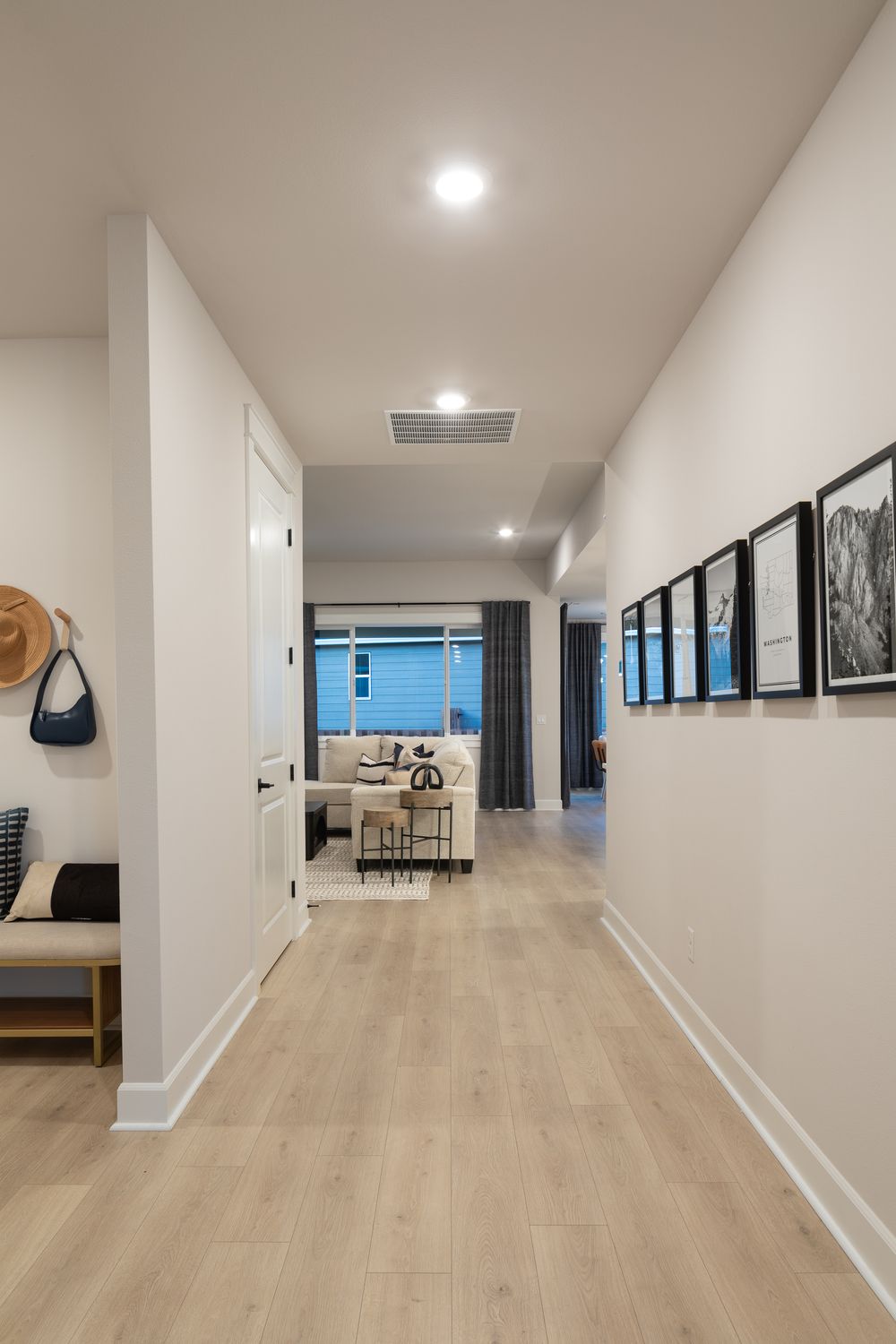Ovation at Oak Tree Hemlock II Entry Way