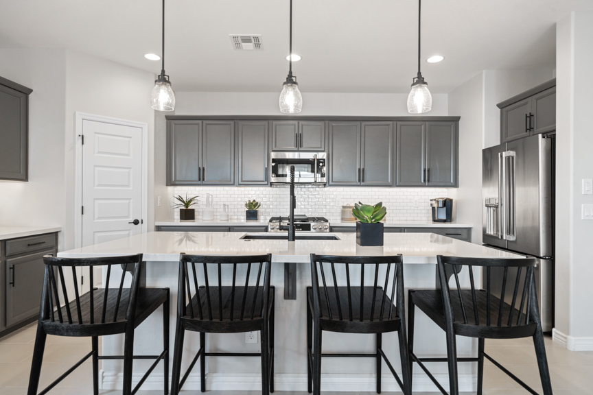 Parkside Rio Vista 351 Kitchen 2