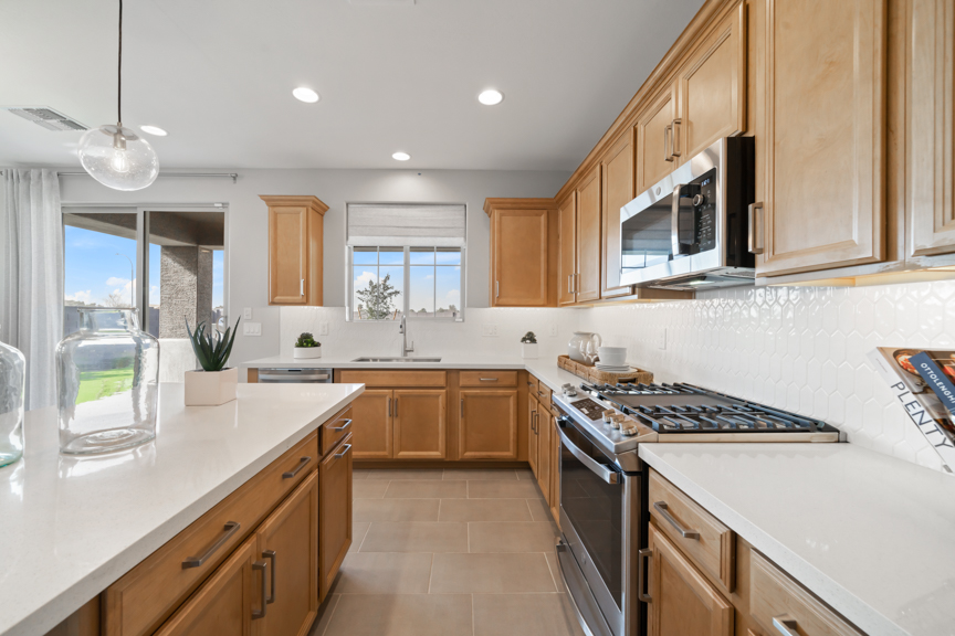 Parkside Rio Vista 354 Kitchen 2