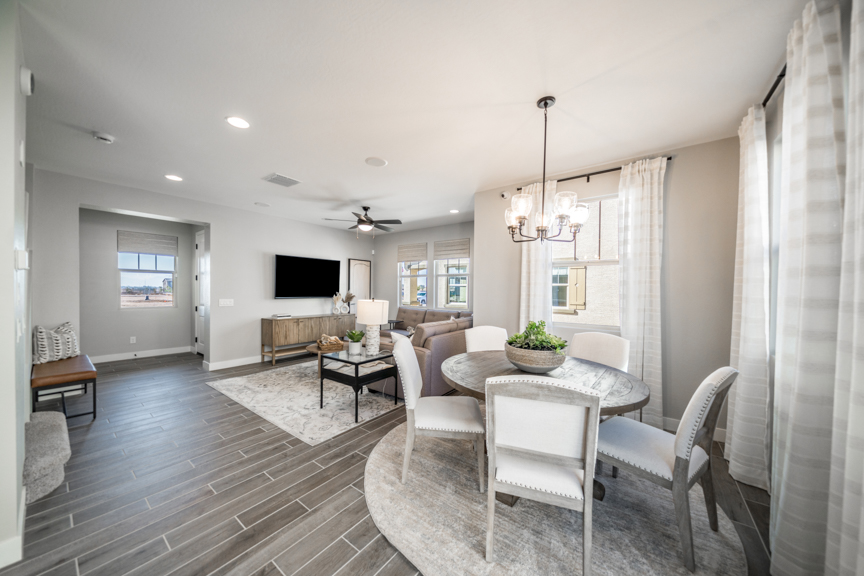 Parkside Villas RM2 Dining