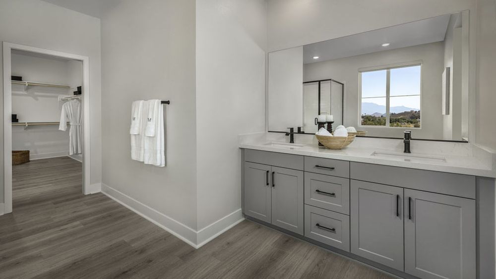 Plan10_Siena_Viola_PrimaryBathroom_8193b-1024x576