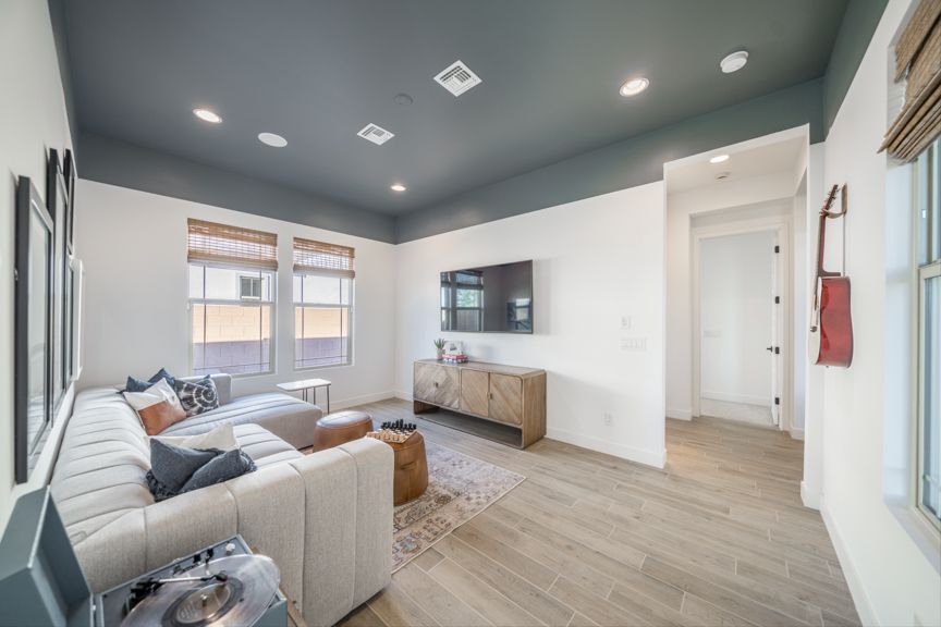 Teen room  2