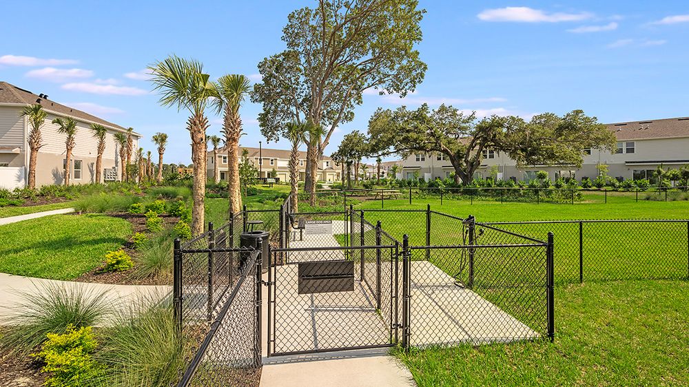 Vinterra-Townhome-Amenity-1504-Dog-Park