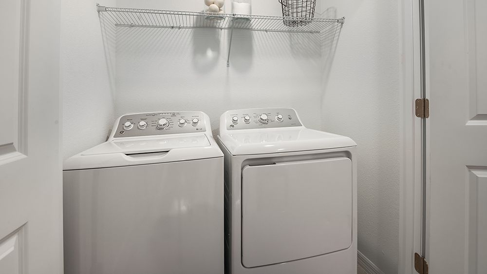 Jasmine Model - Laundry