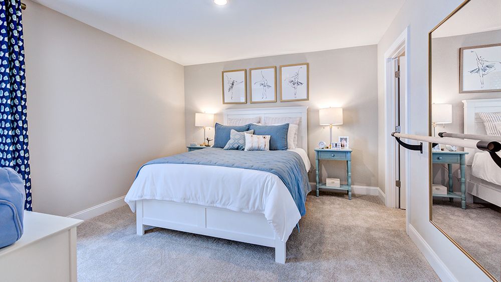 bedroom suite