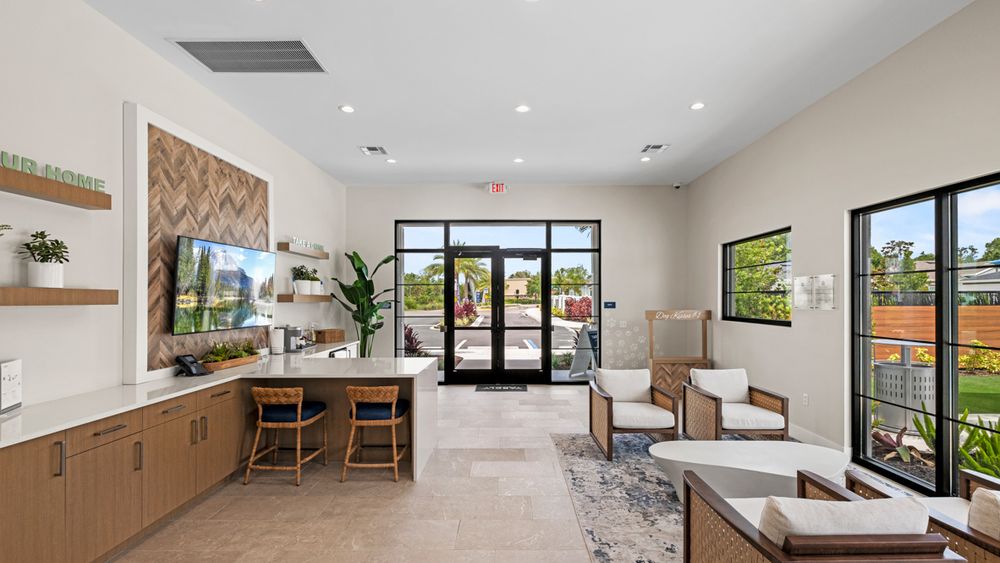 contact-leasing-office_palmetto_FL_4