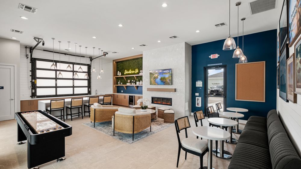 contact-leasing-office_palmetto_FL_5