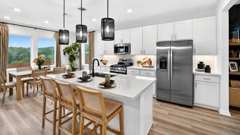 hj-tx-austin-village-grove-harrier-lot-7-kitchen-04.jpg