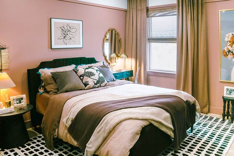 emhe-the-warren-home-in-austin-tx-bedroom-view-2